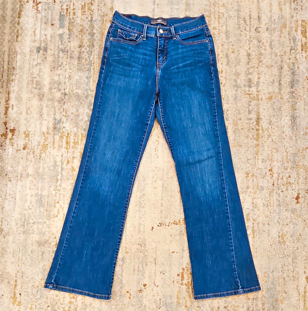 Levi’s Perfectly Slimming 512 Women’s Dark Wash Blue Bootcut Stretch Jeans 8